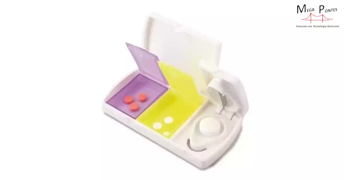 Corta comprimidos Domingos Cx com 2 compartimentos para organização e um compartimento de corte