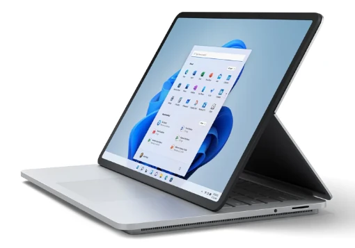 Computador portátil hibrido cor de alumínio em modo tablet.